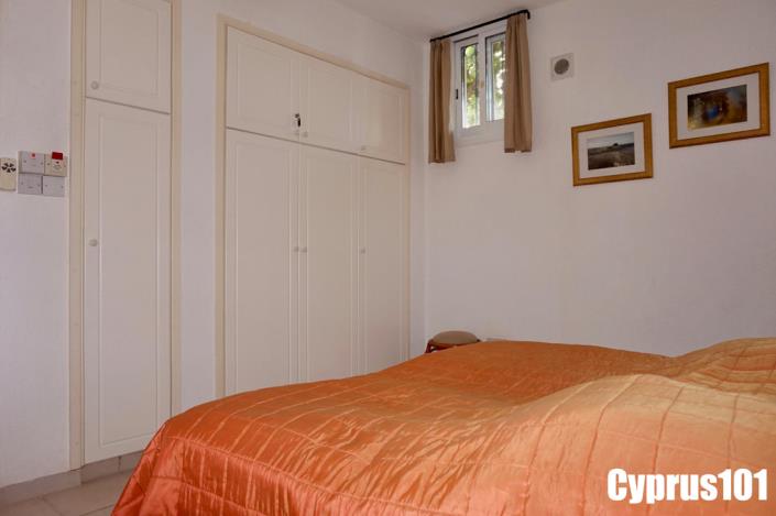 Image No.41-3 Bed Villa / Detached for sale