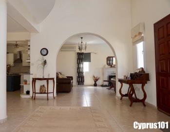 8-Tala-Village-Impressive-residence-Property-1242