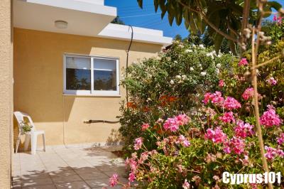 8-Tremithousa-bungalow-in-the-popular-Paphos-village-Property-1243