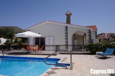 1-Peyia-bungalow-on-a-large-plot-with-panoramic-views-Property-1246