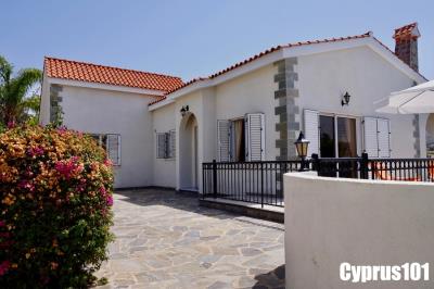 14-Peyia-bungalow-on-a-large-plot-with-panoramic-views-Property-1246