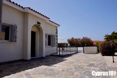 15-Peyia-bungalow-on-a-large-plot-with-panoramic-views-Property-1246