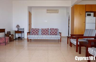 9-Peyia-ground-floor-apartment-in-village-centre-property-1247