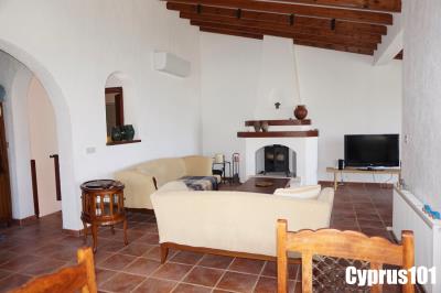 23a-Kamares-Paphos-villa-spectacular-views-Property-1251