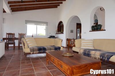 30a-Kamares-Paphos-villa-spectacular-views-Property-1251
