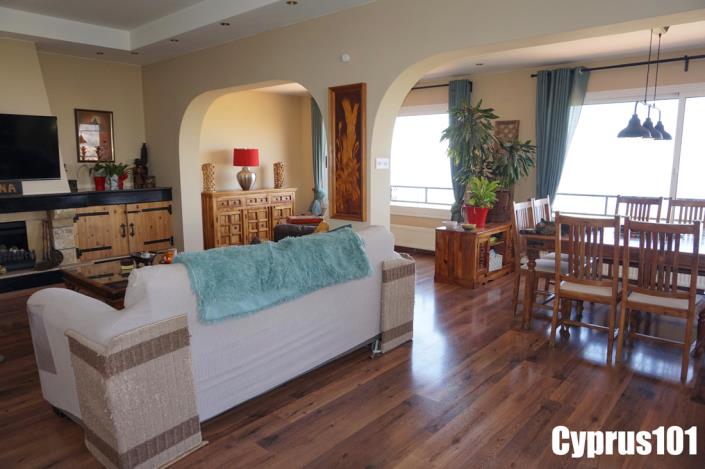 Image No.16-Villa / Détaché de 5 chambres à vendre à Kamares