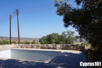 4-Stroumbi-villa-in--tranquil-setting-Property-1257
