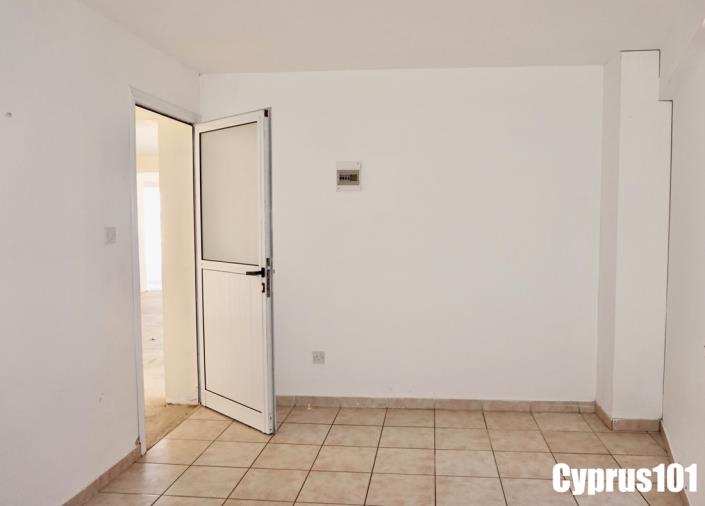 Image No.21-2 Bed Apartment for sale