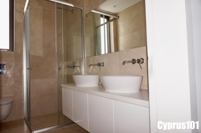 Image No.36-Villa / Détaché de 5 chambres à vendre à Agios Georgios