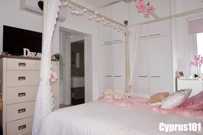 Image No.34-4 Bed Villa / Detached for sale