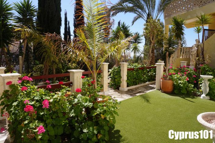 Image No.9-5 Bed Villa / Detached for sale