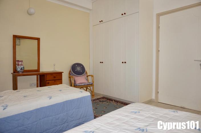 Image No.37-5 Bed Villa / Detached for sale