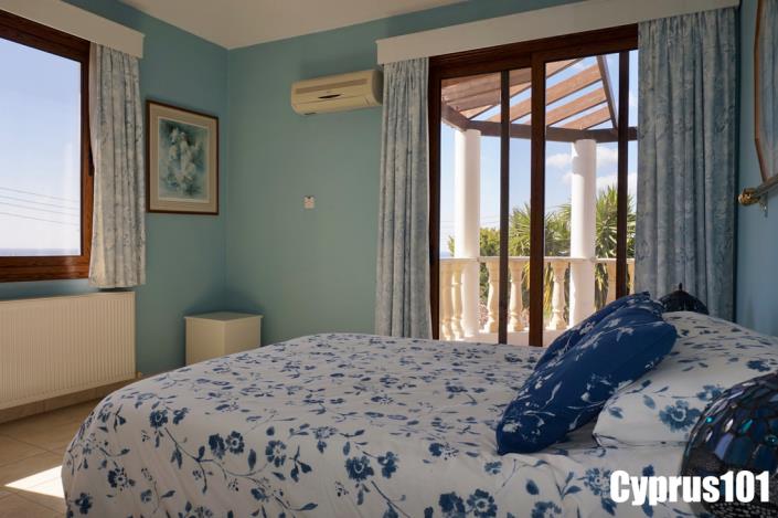 Image No.37-3 Bed Villa / Detached for sale