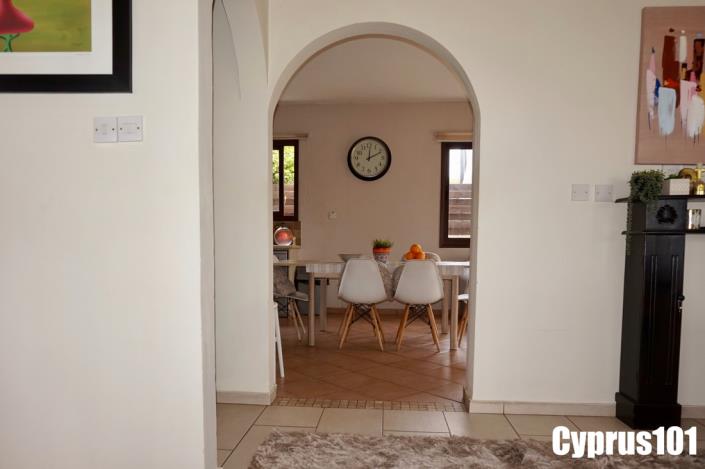 Image No.9-4 Bed Villa / Detached for sale