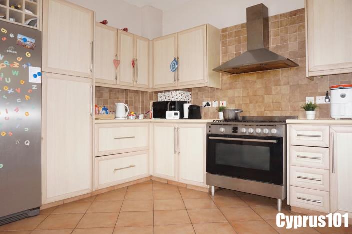 Image No.11-4 Bed Villa / Detached for sale