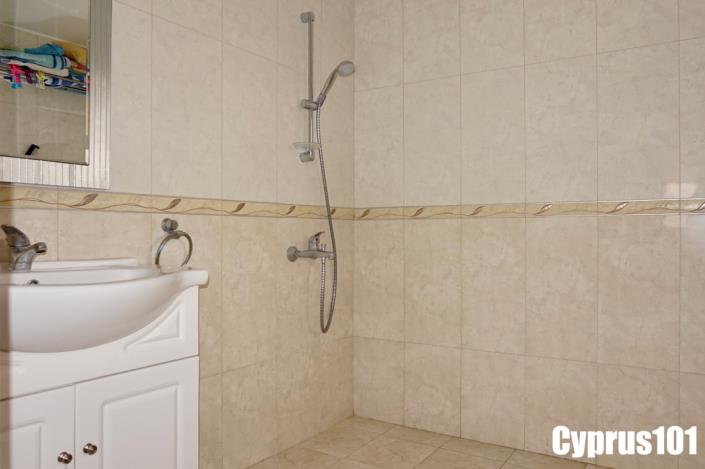 Image No.15-3 Bed Villa / Detached for sale