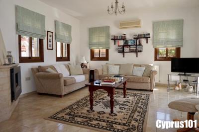 12-kathikas-2-bedroom-bungalow-Property-1314