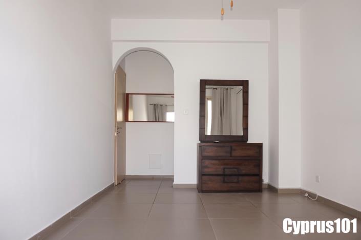 Image No.25-2 Bed Apartment for sale