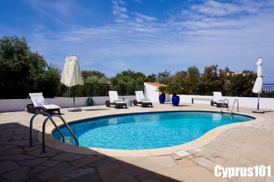 5-Emba-Paphos-3-bedroom-bungalow-Property-1318