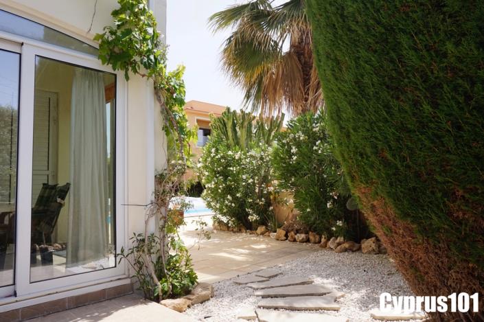 Image No.9-3 Bed Villa / Detached for sale