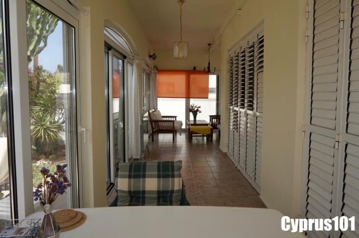 Image No.17-3 Bed Villa / Detached for sale