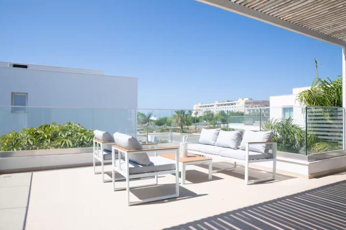 Image No.19-3 Bed Villa / Detached for sale