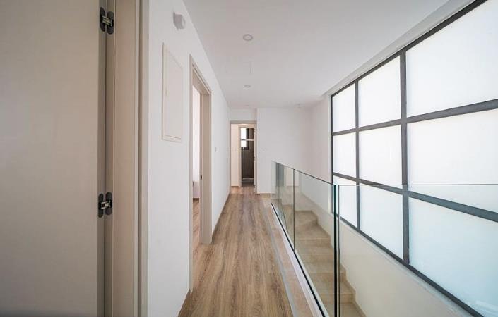 Image No.24-3 Bed Villa / Detached for sale