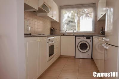 12-Paphos-3-bed-apartment-close-to-tomb-of-the-kings-Property-1337