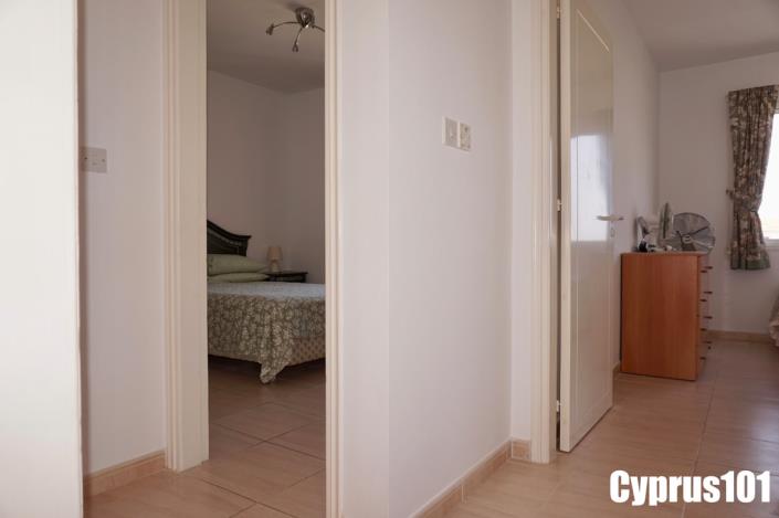 Image No.19-3 Bed Apartment for sale