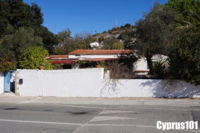 2-Letymbou-Paphos-village-Property-1350