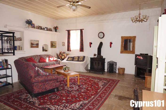 Image No.18-2 Bed Village House for sale