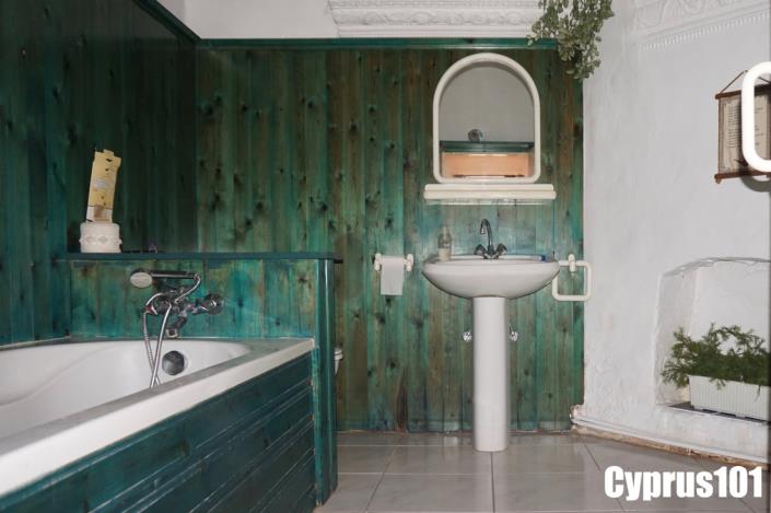 Image No.21-2 Bed Village House for sale