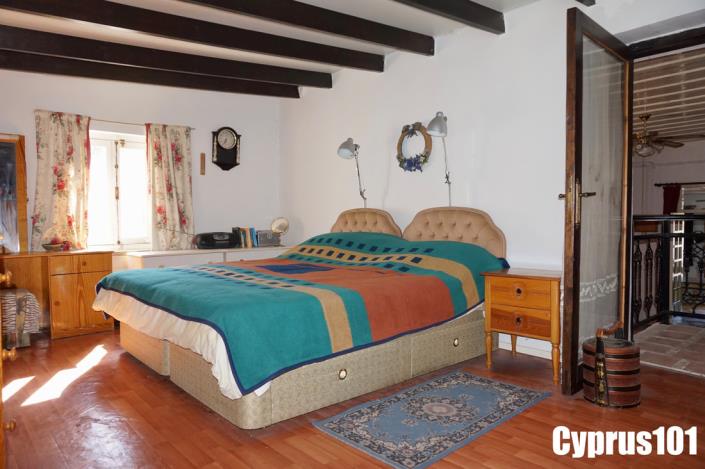 Image No.22-2 Bed Village House for sale