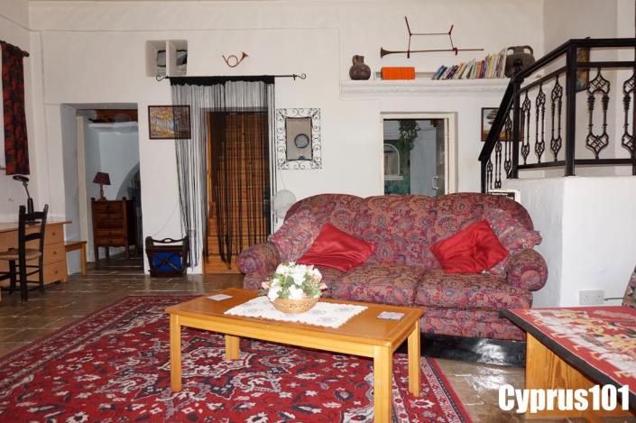 Image No.26-2 Bed Village House for sale