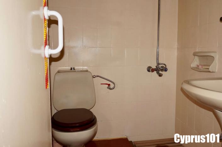 Image No.29-2 Bed Village House for sale