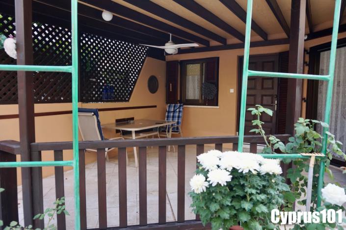 Image No.9-2 Bed Semi-Detached for sale