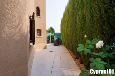11-Kato-Paphos-semi-detached-villa-Property-1352