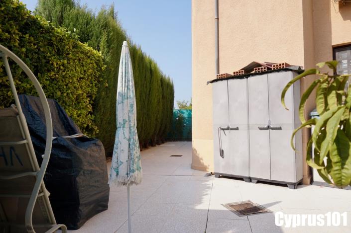 Image No.13-2 Bed Semi-Detached for sale