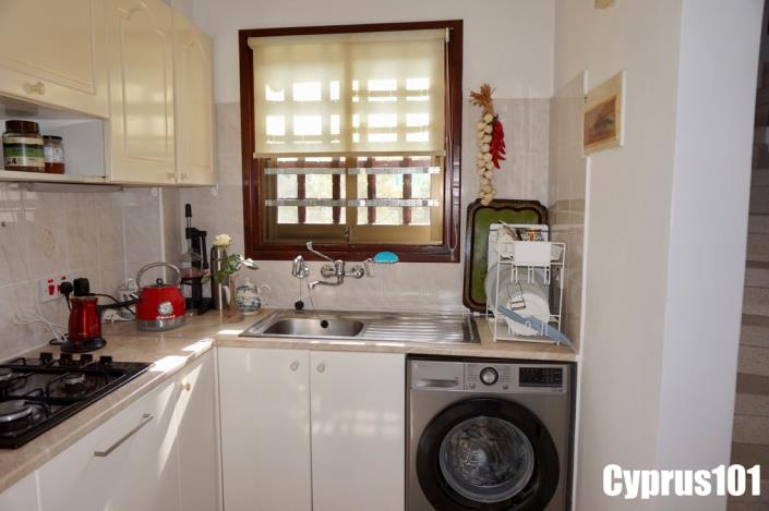 Image No.19-2 Bed Semi-Detached for sale