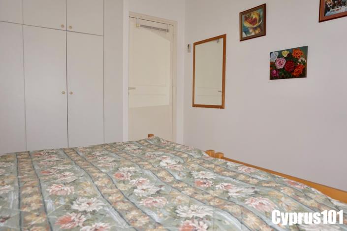 Image No.26-2 Bed Semi-Detached for sale