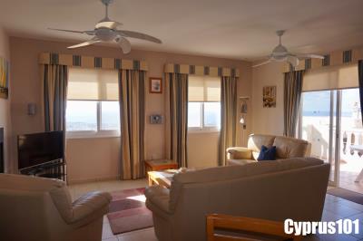 10-Peyia-Paphos-apartment-with-magnificent-sea-views-Property-1351