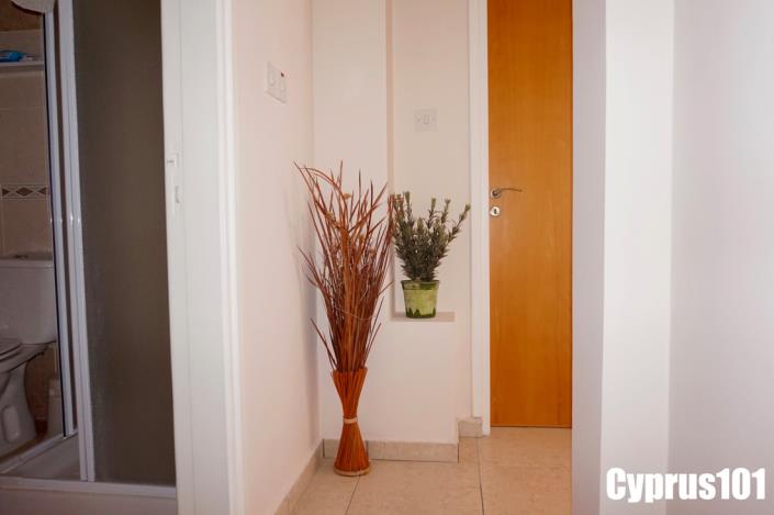 Image No.20-2 Bed Apartment for sale