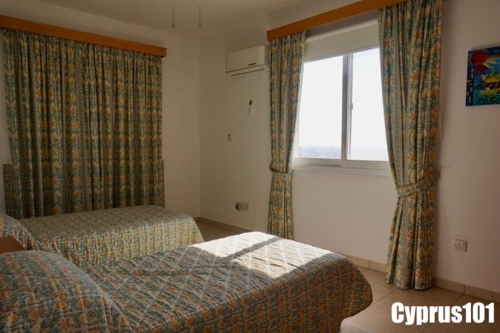 Image No.22-2 Bed Apartment for sale