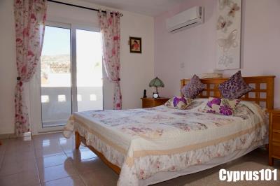 12-peyia-immaculate-2-bedroom-townhouse-with-stunning-roof-terrace-mls-1355