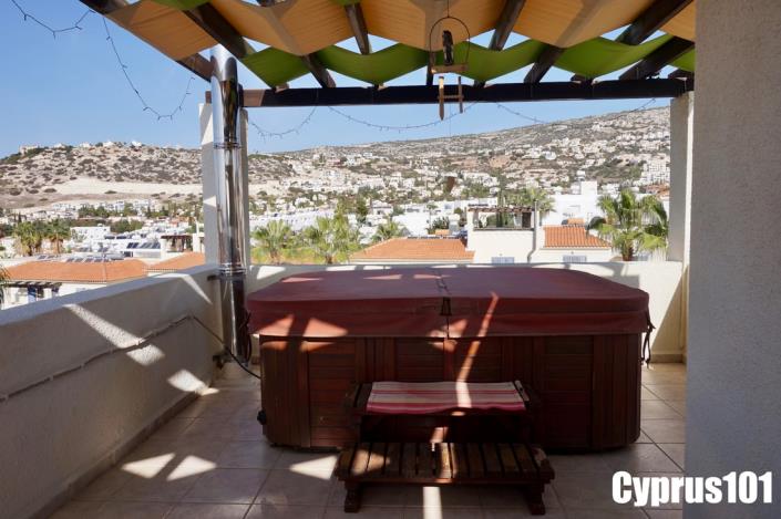 Image No.21-2 Bed Townhouse for sale