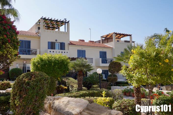 Image No.30-2 Bed Townhouse for sale