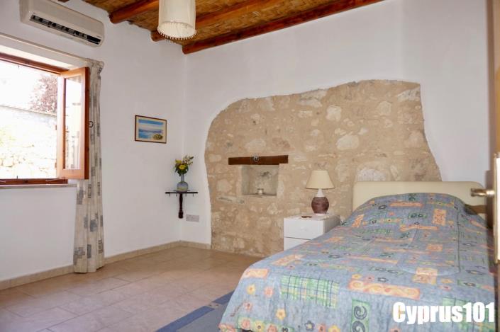 Image No.19-1 Bed Village House for sale