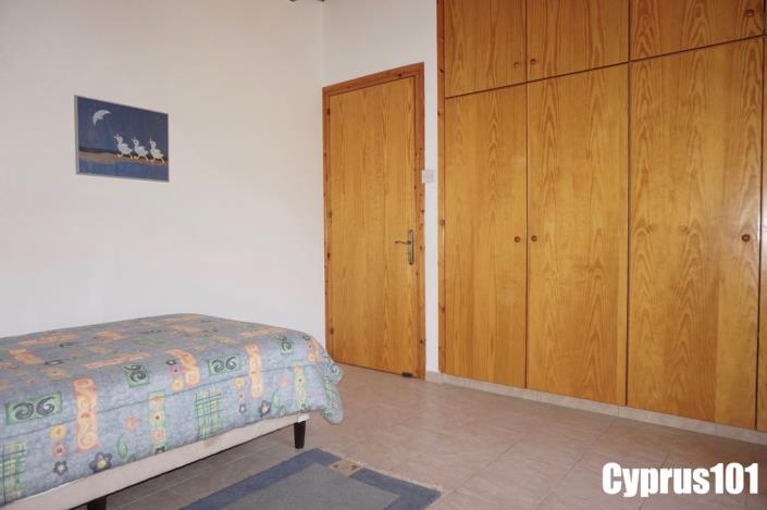 Image No.20-1 Bed Village House for sale