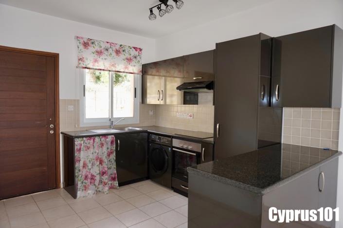 Image No.10-2 Bed Apartment for sale