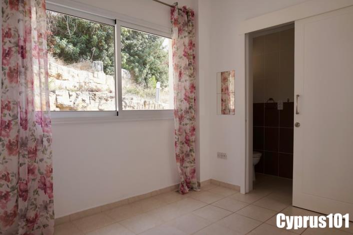 Image No.17-2 Bed Apartment for sale